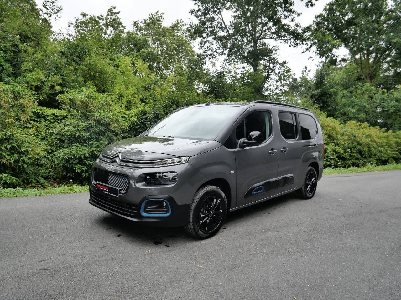 Citroen Berlingo XL SHINE PACK 136 PK